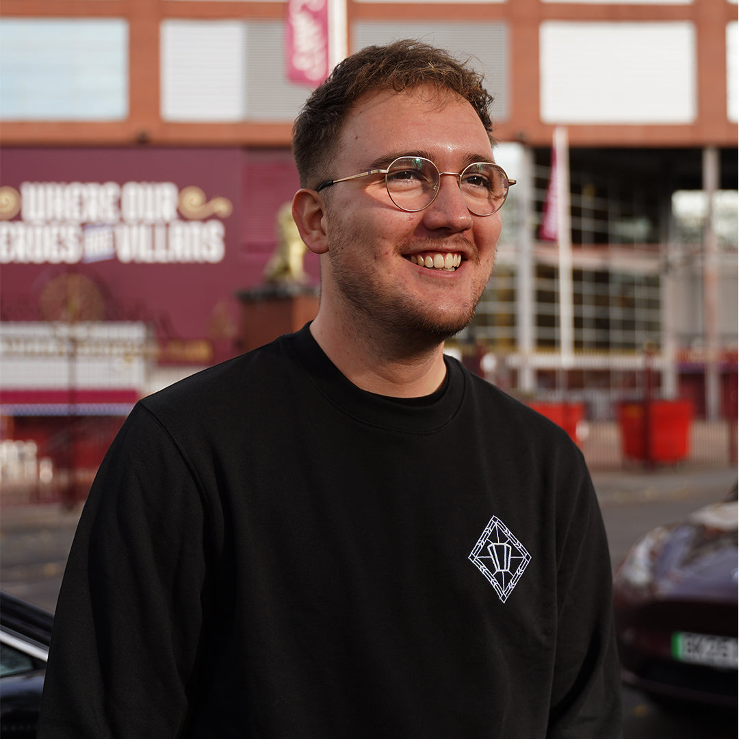 Glass Lamp Sweatshirt [Black]